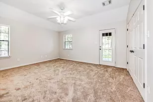 410 Cherry Hills Dr, Huntsville, TX 77340 - Photo 7