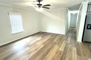 11930 Greenglen Dr, Houston, TX 77044 - Photo 3