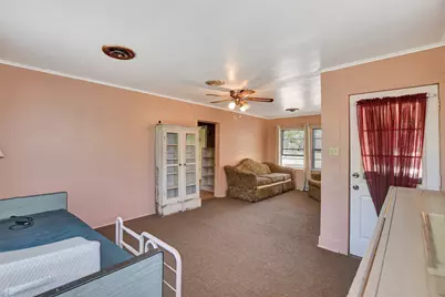110 & 112 N Shipp Street, Madisonville, TX 77864 - Photo 9