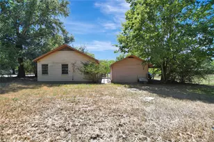 110 & 112 N Shipp St, Madisonville, TX 77864 - Photo 35