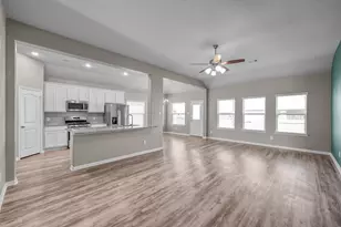 11107 Lulu Ln, Willis, TX 77318 - Photo 5