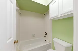13615 Robin Hill Ct, Houston, TX 77059 - Photo 41