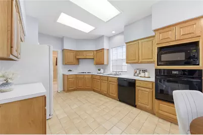 13615 Robin Hill Court, Houston, TX 77059 - Photo 25