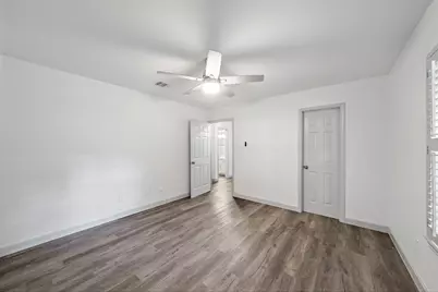 1714 Huge Oaks Street, Houston, TX 77055 - Photo 19