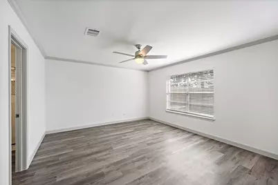 1714 Huge Oaks Street, Houston, TX 77055 - Photo 13