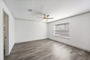 1714 Huge Oaks St, Houston, TX 77055 - Photo 13