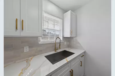 6909 Carver Avenue, Texas City, TX 77591 - Photo 17