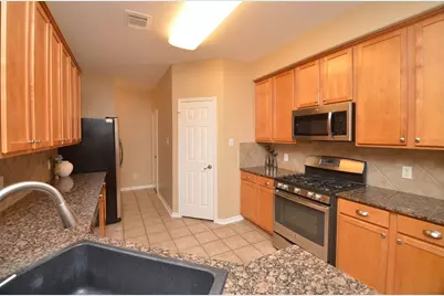 2911 Meadowglen Cove, Houston, TX 77082 - Photo 9