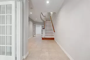 416 McGowen St, Houston, TX 77006 - Photo 3