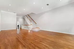 416 McGowen St, Houston, TX 77006 - Photo 9
