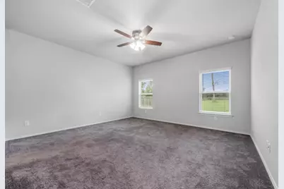 9850 Hunter Springs, Conroe, TX 77306 - Photo 17