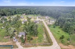 9850 Hunter Springs, Conroe, TX 77306 - Photo 31