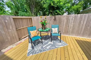 2404 St Charles St, Houston, TX 77004 - Photo 25