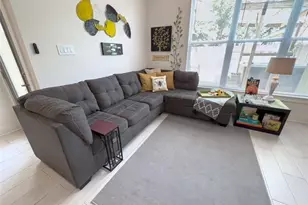 2404 St Charles St, Houston, TX 77004 - Photo 9