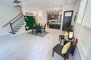 2404 St Charles St, Houston, TX 77004 - Photo 3