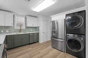 203 Archer St, Houston, TX 77009 - Photo 5