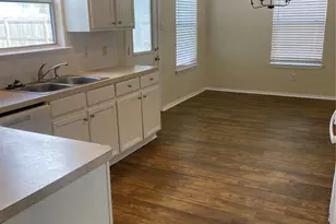 9831 Golden Prairie Ln, Houston, TX 77086 - Photo 5