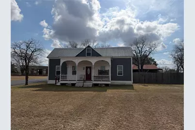 1094 N Von Minden Street, La Grange, TX 78945 - Photo 1