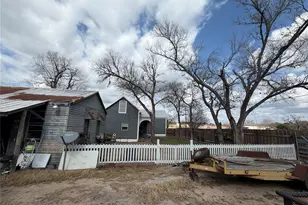 1094 N Von Minden St, La Grange, TX 78945 - Photo 5