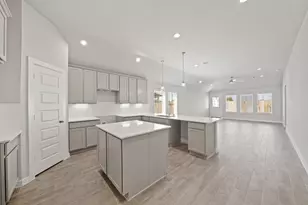 3102 Spitfire Dr, Rosenberg, TX 77471 - Photo 3