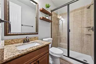 2014 Holly Manor Ct, Katy, TX 77493 - Photo 7