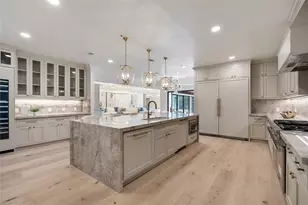 1205 Tall Pines Dr, Friendswood, TX 77546 - Photo 7