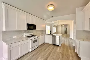 8202 Radial Ct, Rosharon, TX 77583 - Photo 11
