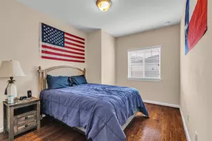 8802 Narrow Leaf St, Houston, TX 77080 - Photo 19