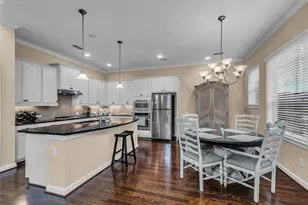 8802 Narrow Leaf St, Houston, TX 77080 - Photo 11