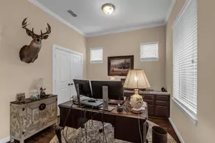 8802 Narrow Leaf St, Houston, TX 77080 - Photo 3