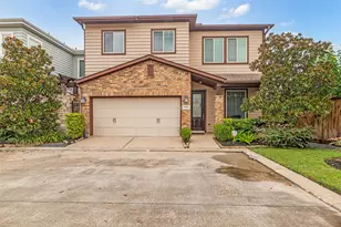 8802 Narrow Leaf St, Houston, TX 77080 - Photo 1