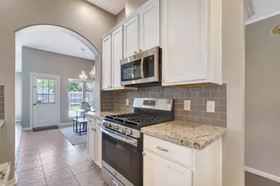 18607 Summercliff Lane, Tomball, TX 77377 - Photo 15