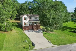 147 Wildwood Lake Dr N, Huntsville, TX 77340 - Photo 3