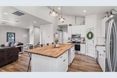 147 Wildwood Lake Drive N, Huntsville, TX 77340 - Photo 15