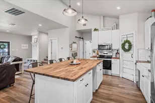 147 Wildwood Lake Dr N, Huntsville, TX 77340 - Photo 15