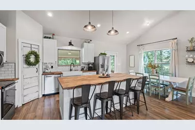 147 Wildwood Lake Drive N, Huntsville, TX 77340 - Photo 9