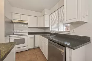 9201 Clarewood Dr, Houston, TX 77036 - Photo 9