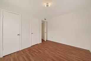 9201 Clarewood Dr, Houston, TX 77036 - Photo 17