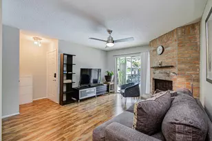 2800 Jeanetta St, Houston, TX 77063 - Photo 3
