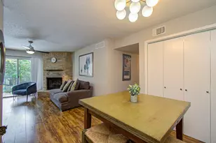 2800 Jeanetta St, Houston, TX 77063 - Photo 9