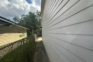 8433 Lenore St, Houston, TX 77017 - Photo 29
