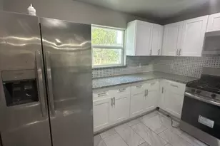 8433 Lenore St, Houston, TX 77017 - Photo 21