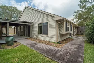 1702 Plumbwood Way, Houston, TX 77058 - Photo 27