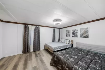 211 W Lakeside Drive, Huntsville, TX 77320 - Photo 19