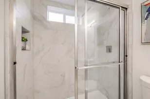 605 Bomar St, Houston, TX 77006 - Photo 23