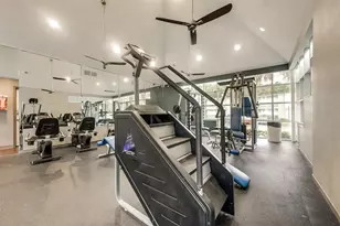 8162 Richmond Ave, Houston, TX 77063 - Photo 29