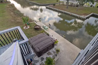 1129 Prides Lane, Port Bolivar, TX 77650 - Photo 7