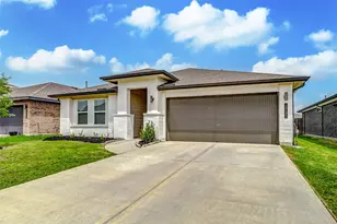 1731 William Scott St, Baytown, TX 77523 - Photo 3