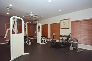2255 Braeswood Park Dr, Houston, TX 77030 - Photo 17