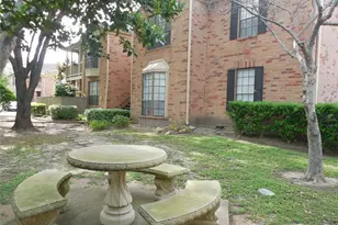 2255 Braeswood Park Dr, Houston, TX 77030 - Photo 3